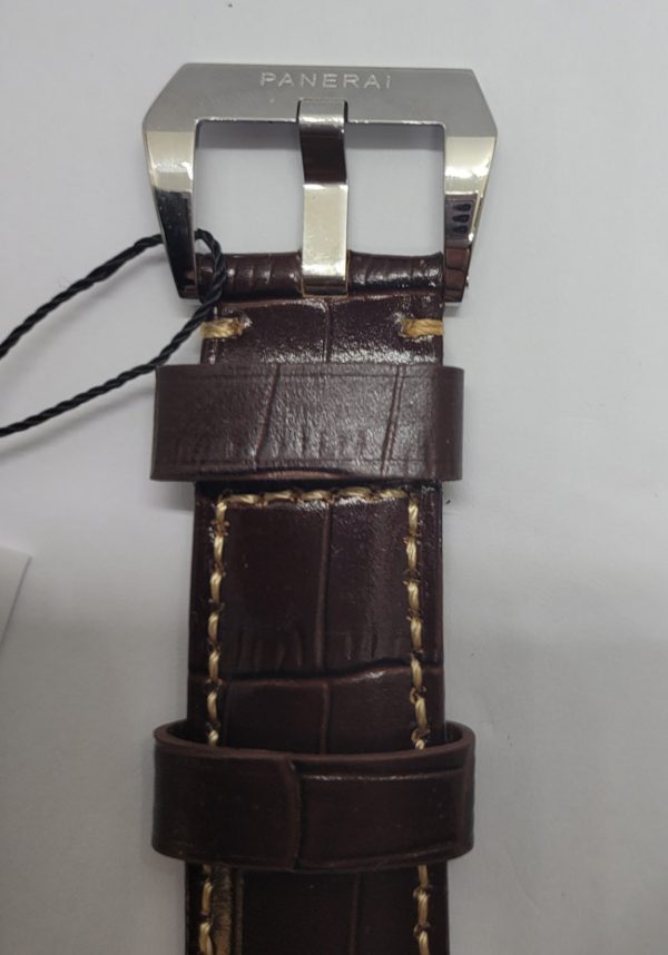 Panerai Luminor με ένδειξη αποθέματος ισχύος